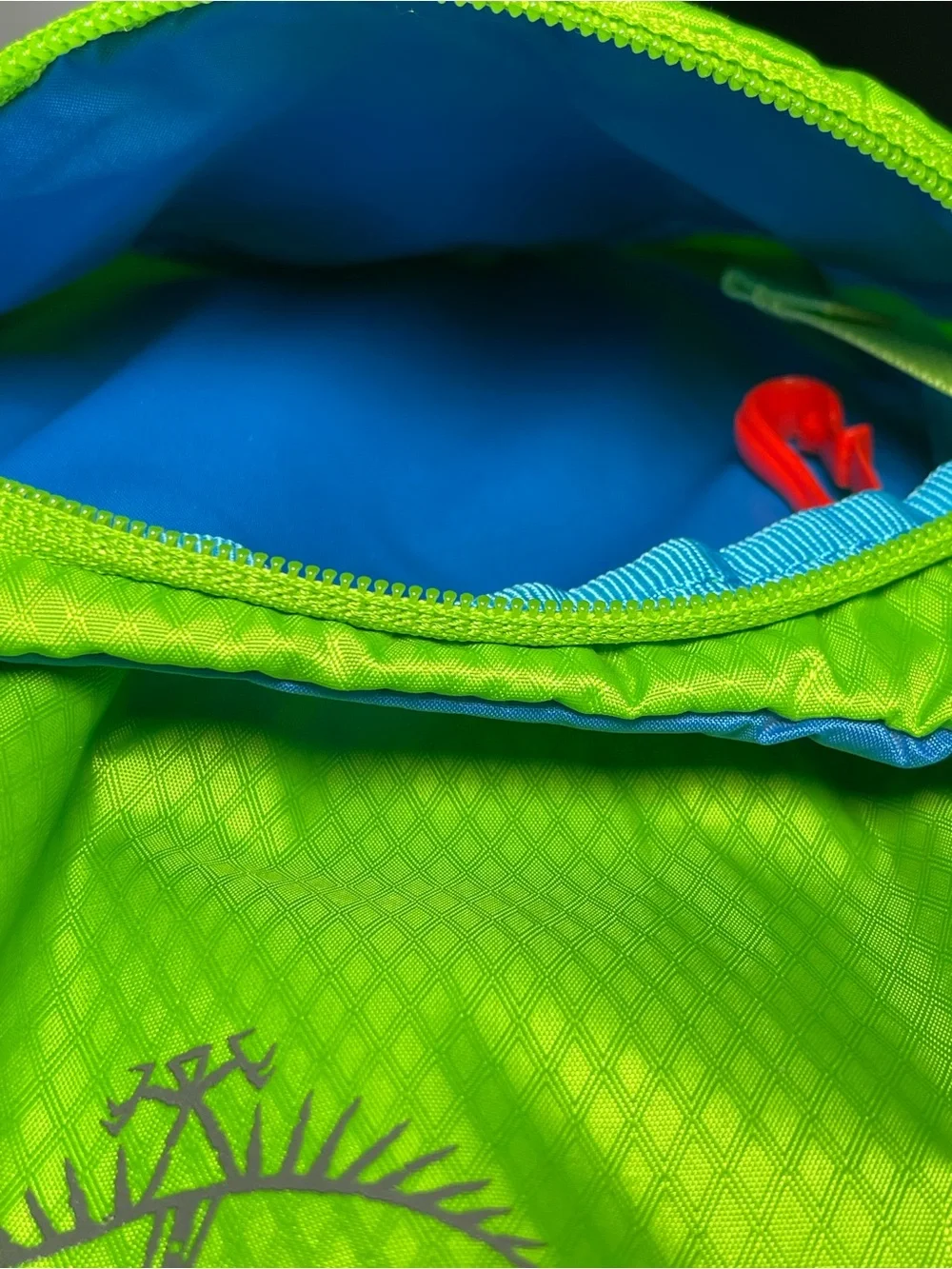 Osprey Moki Kids green hydration backpack